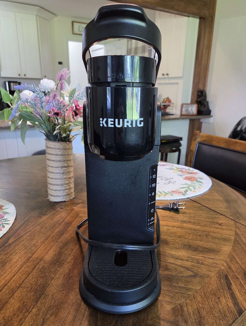Keurig K-Express Single Serve K-Cup Pod Coffee Maker | Model K26 | Black